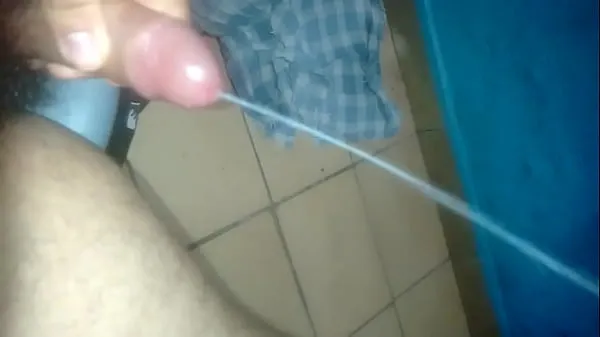 XXX gay jacking off and releasing a lot of milk energifilmer