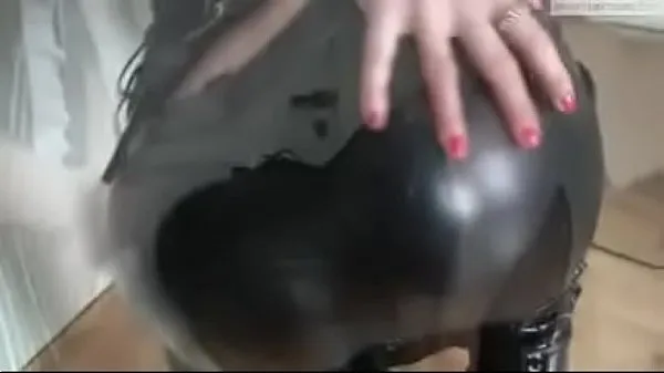 ภาพยนตร์ XXX Woman use Leather Leggins and her friend, cum in her leather leggins energy