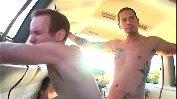 XXX BAIT BUS - Tattooed Hottie Rocco Giovanni Wants To Get Into The Porn Business, And We Help Him Out energetických filmov