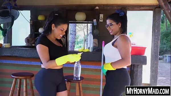 XXX Phat ass Latina maids getting their cunts smashed in nature توانائی کی فلمیں