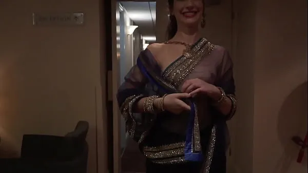 XXX Indian Actress dare to walk naked in hotel with see through saree and guest see her energifilm