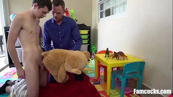 XXX step Dad Gets A Teddy Bear As Fuck Toy energifilmer