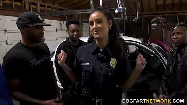XXX Police Officer Job Is A Suck - Eliza Ibarra Filem tenaga