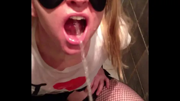 XXX Piss in sluts mouth - and she enjoys drinking it أفلام الطاقة