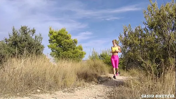 XXX Cute sports girl in pink spandex leggings goes in for sports, gets turned on and fingering pussy to squirting orgasm in leggings. Outdoor masturbation filmy energetyczne