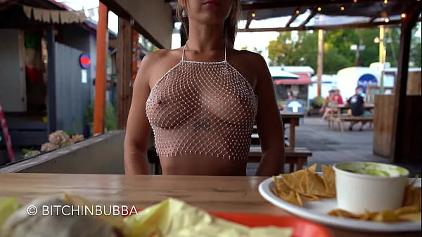 XXX Tits exposed at the restaurant energifilm