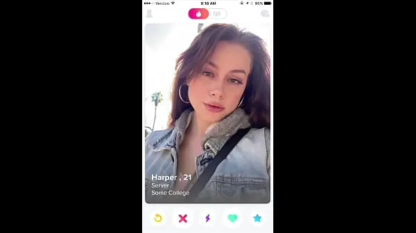 XXX Они встретились на Tinder, а затем вернулись к нему домой энергетических фильмов