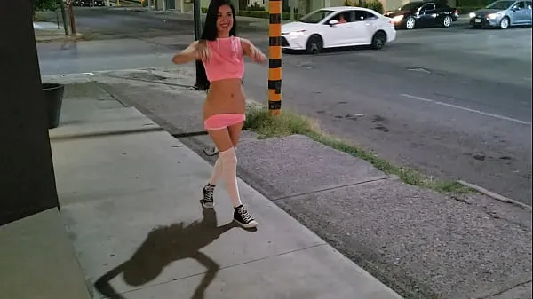 XXX Caminando en la calle توانائی کی فلمیں