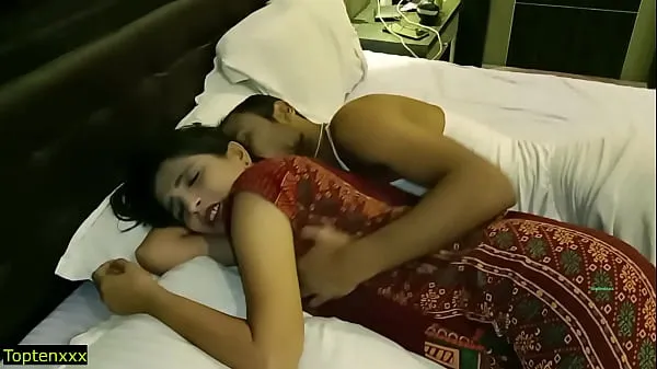 XXX Indian hot beautiful girls first honeymoon sex!! Amazing XXX hardcore sex energiafilmek