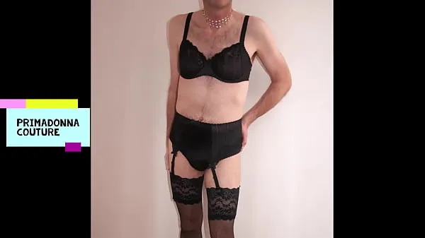 XXX Crossdresser masturbating in Lingerie ऊर्जा फिल्में