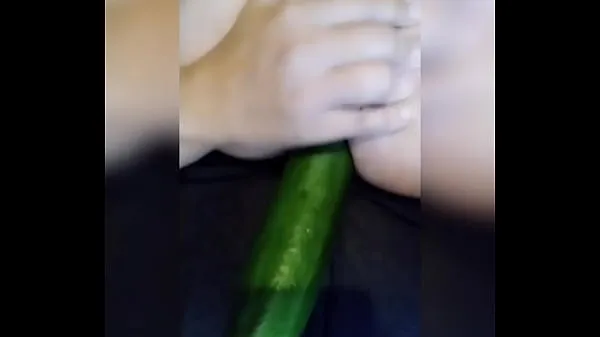 XXX Mad with lust, I broke my ass with a huge cucumber. Delight Filem tenaga