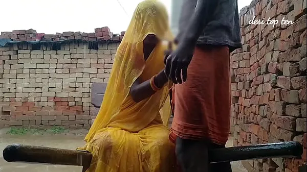 XXX Sister-in-law was also drenched outside and we fucked her outside too. You may ejaculate after watching the best desi sex video ऊर्जा फिल्में