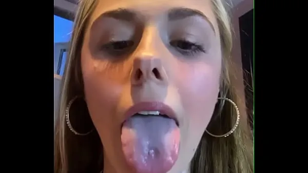 XXX Blowjob puppet long tongue energetických filmů